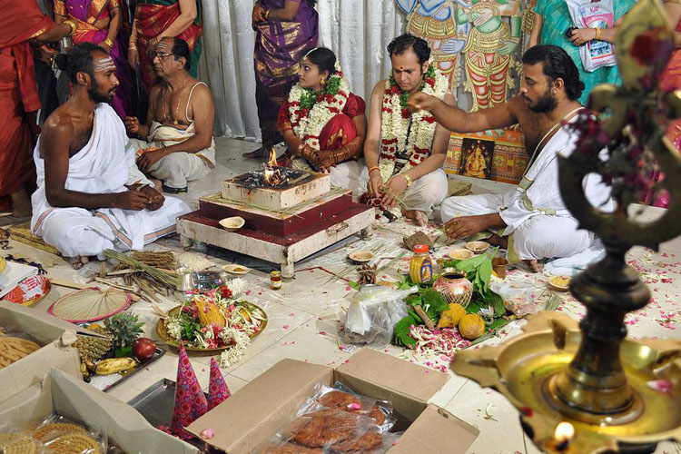 எட்டு வகை திருமணங்கள்